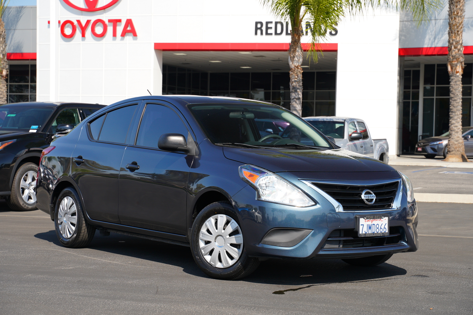 pre owned 2015 nissan versa s plus 4dr car in redlands 2001707a tom bell auto group tom bell auto group